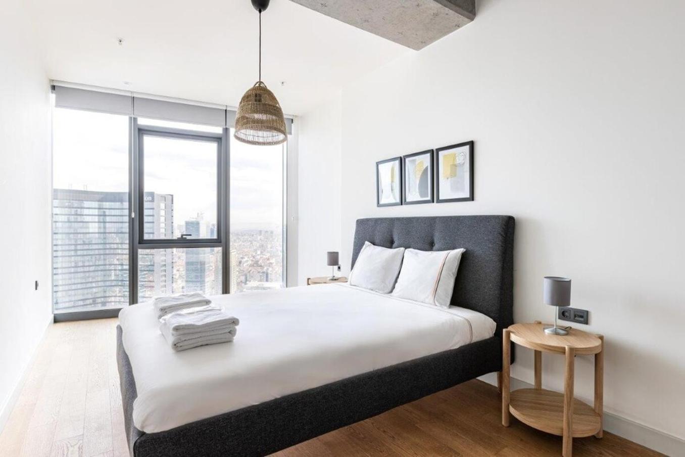 Gorgeous Modern 1bd Views W Poolgym! #255