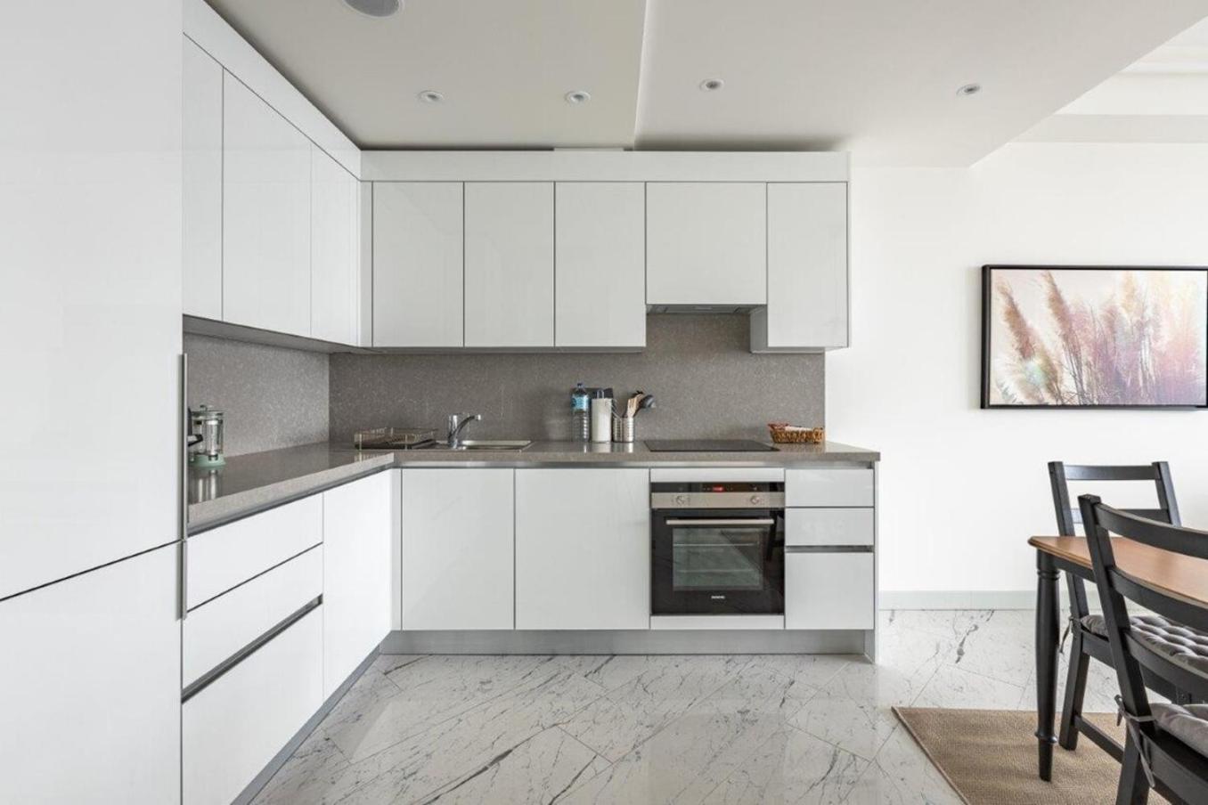 Gorgeous Modern 1bd Views W Poolgym! #255 Daire
