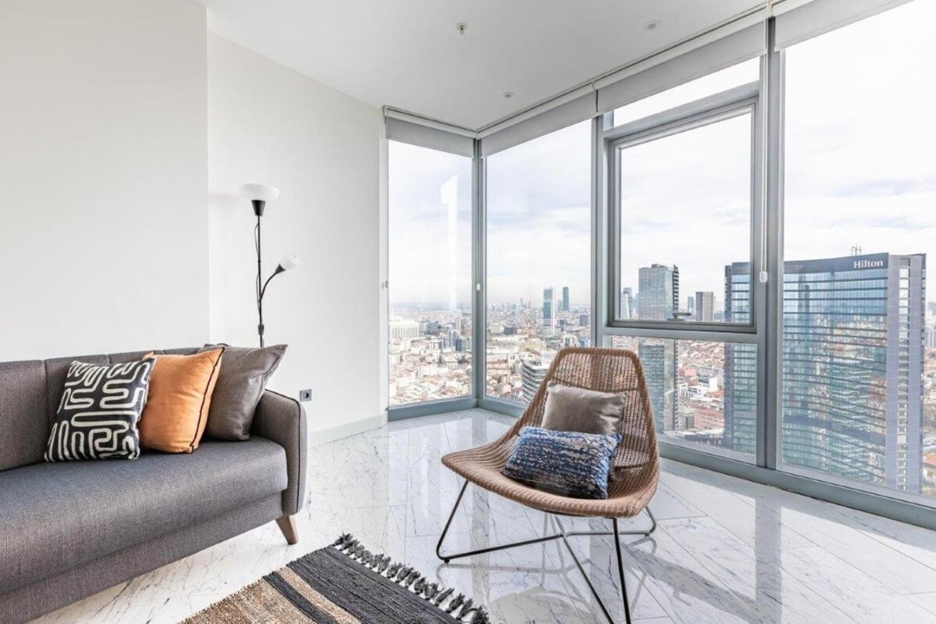 Gorgeous Modern 1bd Views W Poolgym! #255 İstanbul